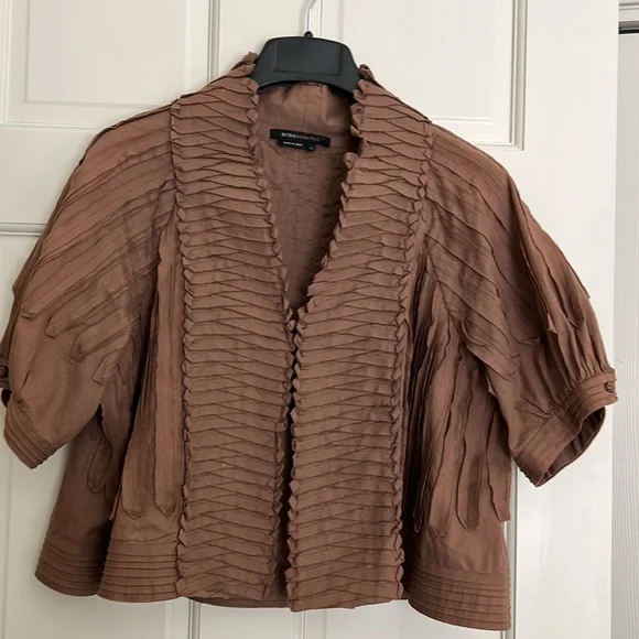 Top - Picture 4 of 6